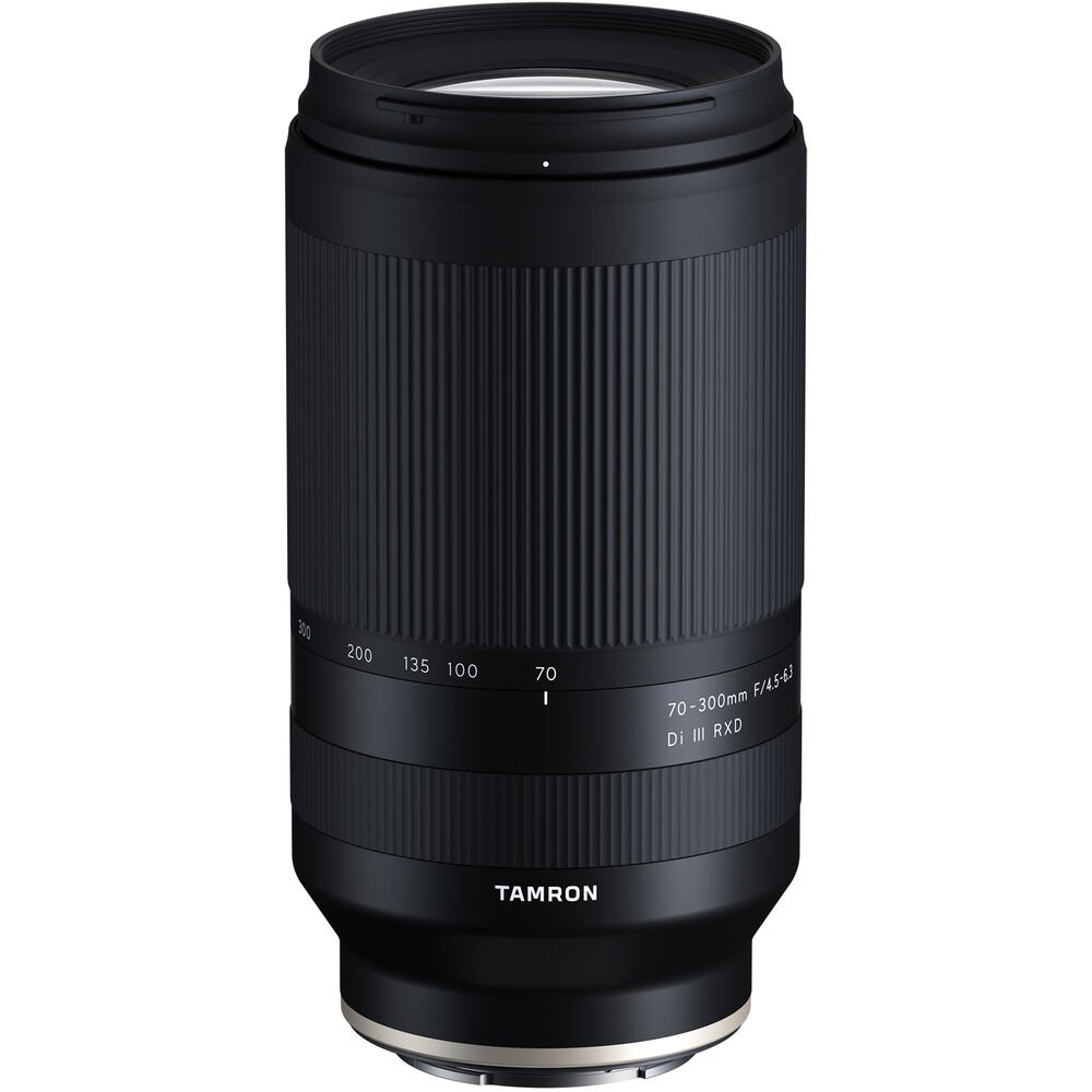 TAMRON 70-300mm F/4.5-6.3 Di III RXD product photo 1